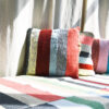 Coussin tissé à la main multicolore - Handwoven multicolour cushion