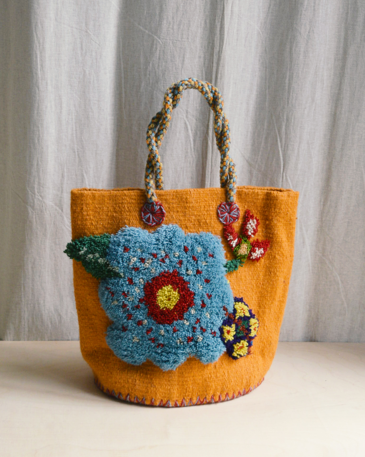 La fleur et le papillon de Nathalie