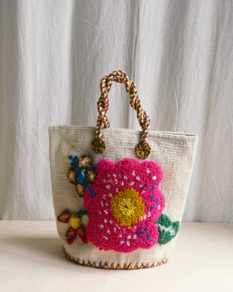 La fleur et le papillon de Nathalie